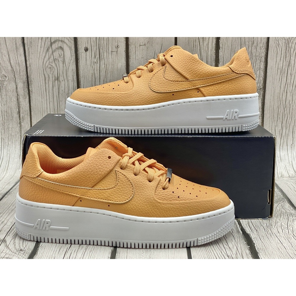 Nike Womens Air Force 1 Sage Low Copper Moon AR5339 800 Size 7 Platform Sneaker
